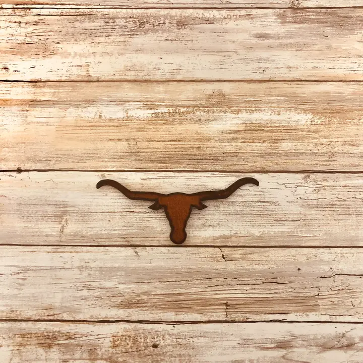 Universal Ironworks rustic metal longhorn head magnet